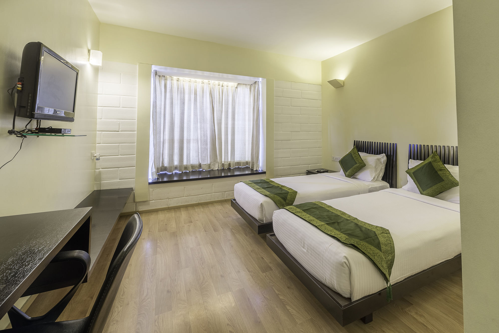 Treebo Trend Spektrum Suites Mysore Eksteriør bilde
