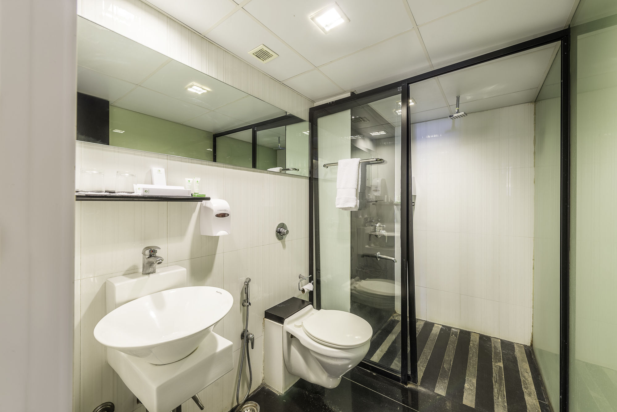 Treebo Trend Spektrum Suites Mysore Eksteriør bilde